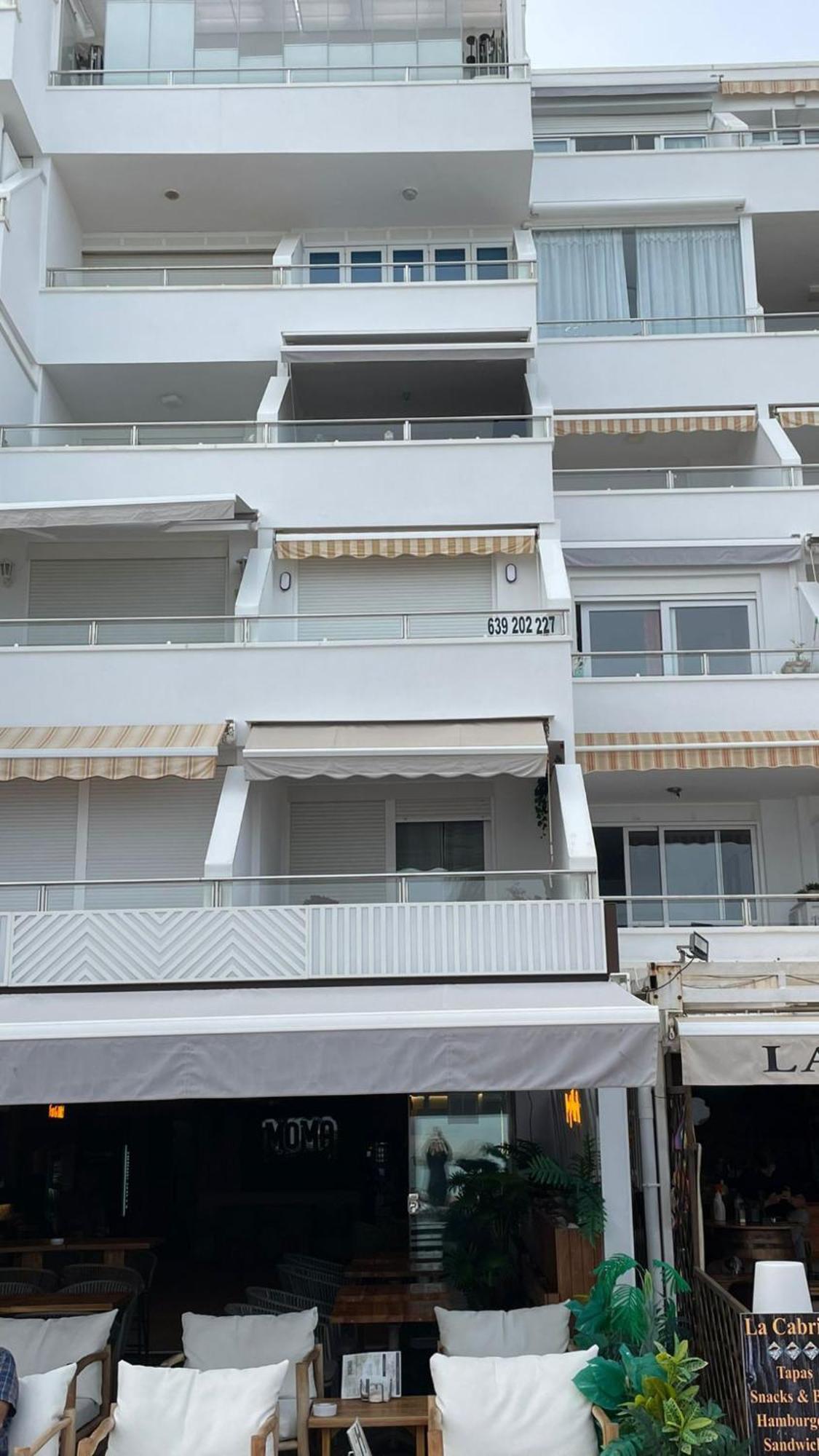 Roca Chica. Studio - First Line Beach Torremolinos Buitenkant foto